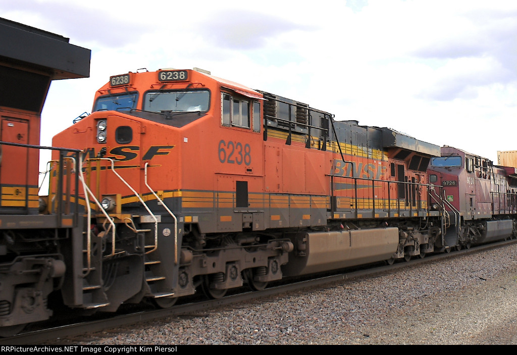 BNSF 6238